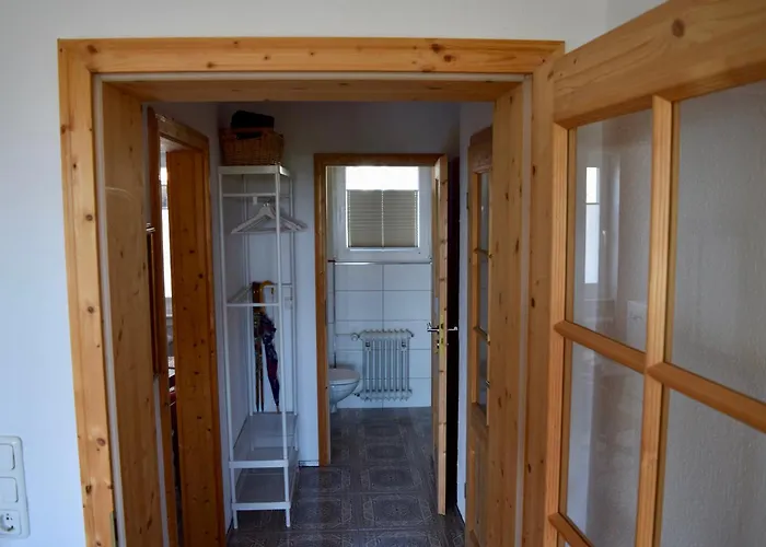 Ruth * Нойштадт-ан-дер-Вайнштрасе